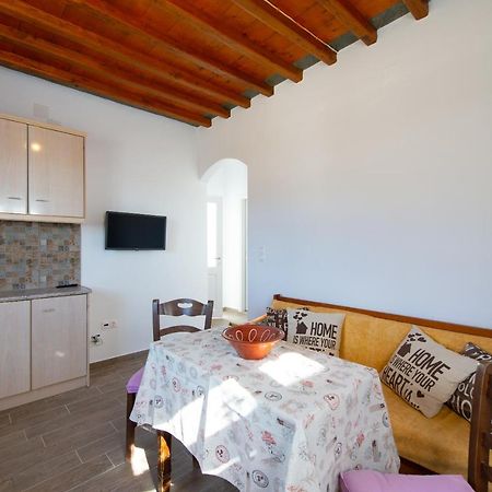 Mosxa House Apartment Artemonas Exterior photo