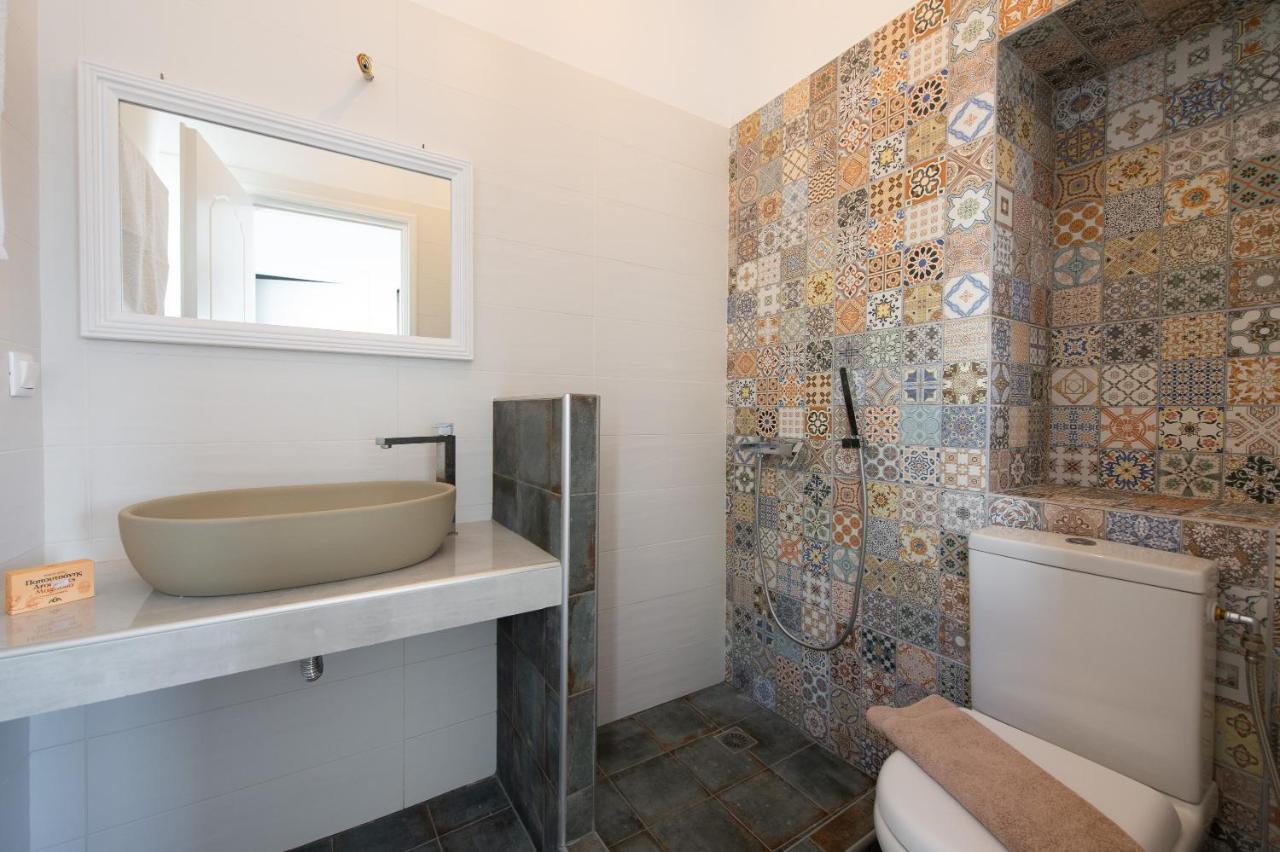 Mosxa House Apartment Artemonas Exterior photo